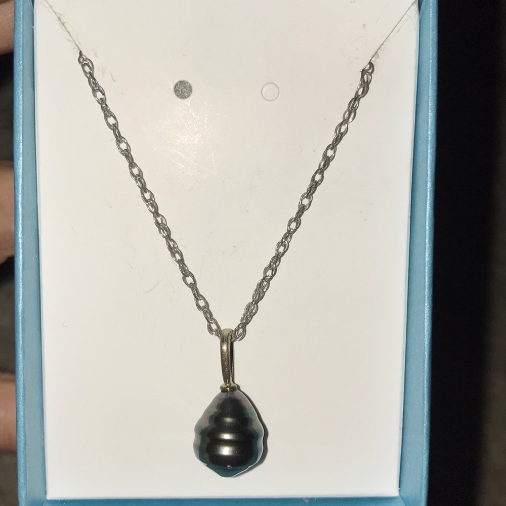 Honey comb Tahitian pearl from Maui divers jewelry